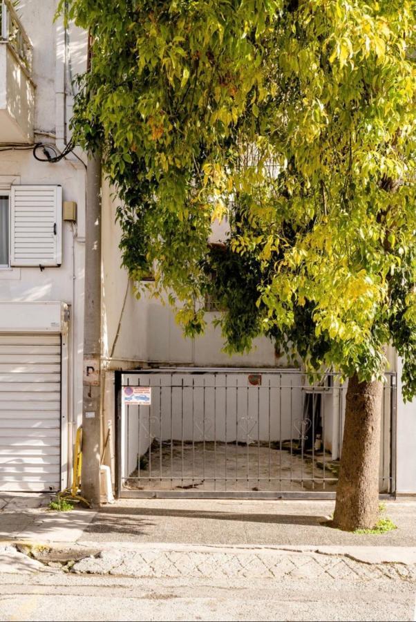 Loft With Private Parking Appartement Athene Buitenkant foto